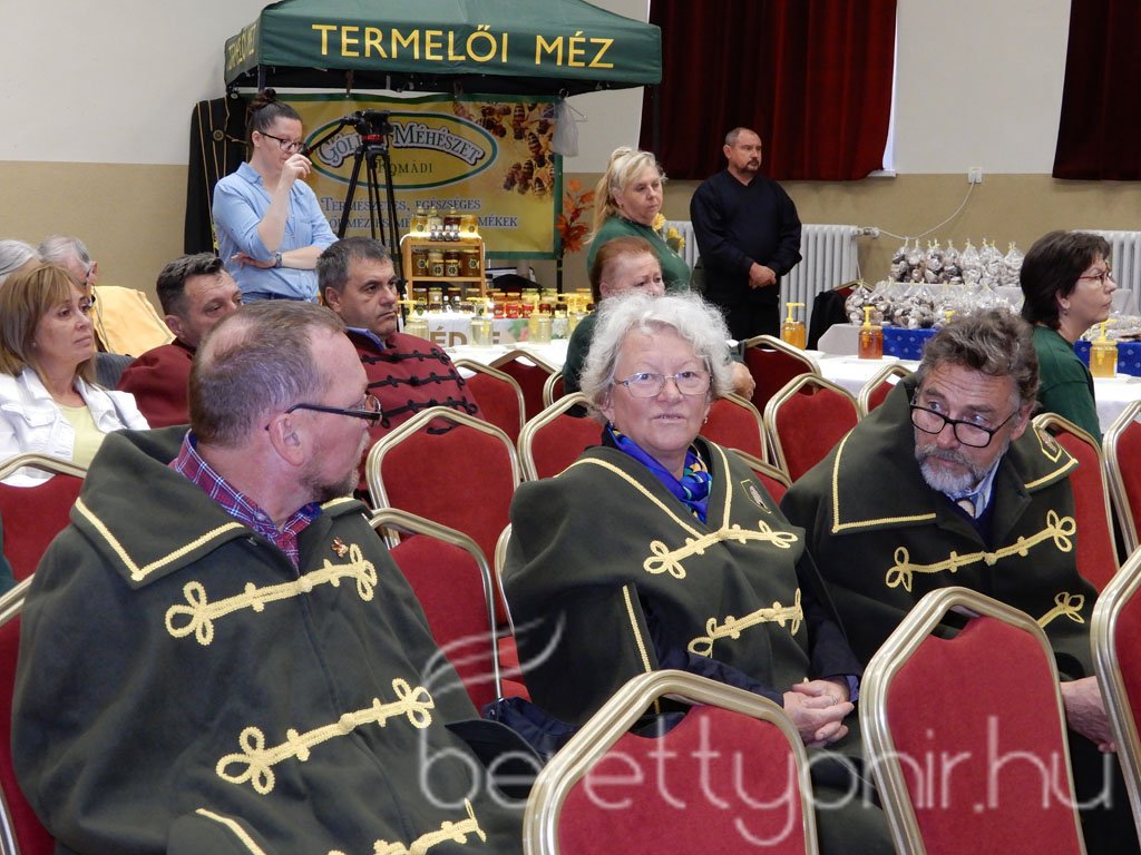 IX. Bihari Mézesnap 23